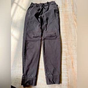 XXS Hollister Skinny jogger pants. Smoke free home.